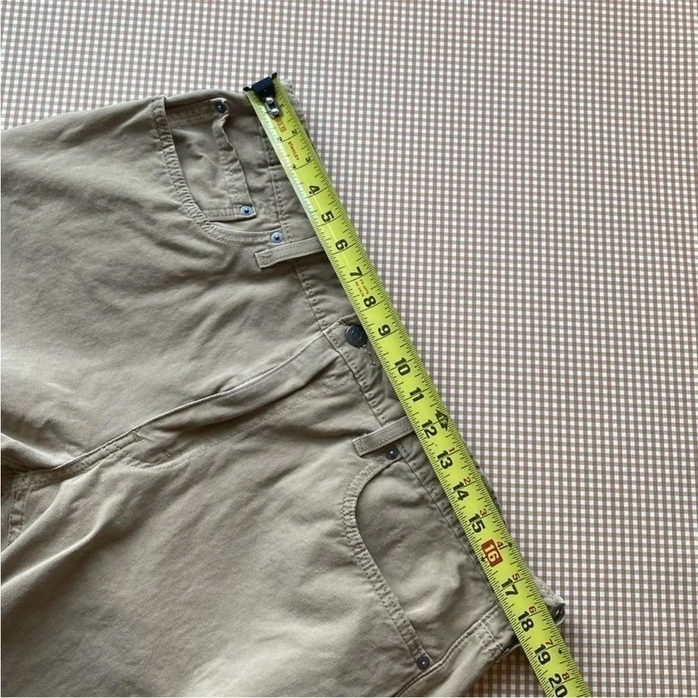 Levi's 502 tan pants. Size 36. HEMMED‎